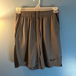 Nike Dri Fit Men’s Active Shorts Size M